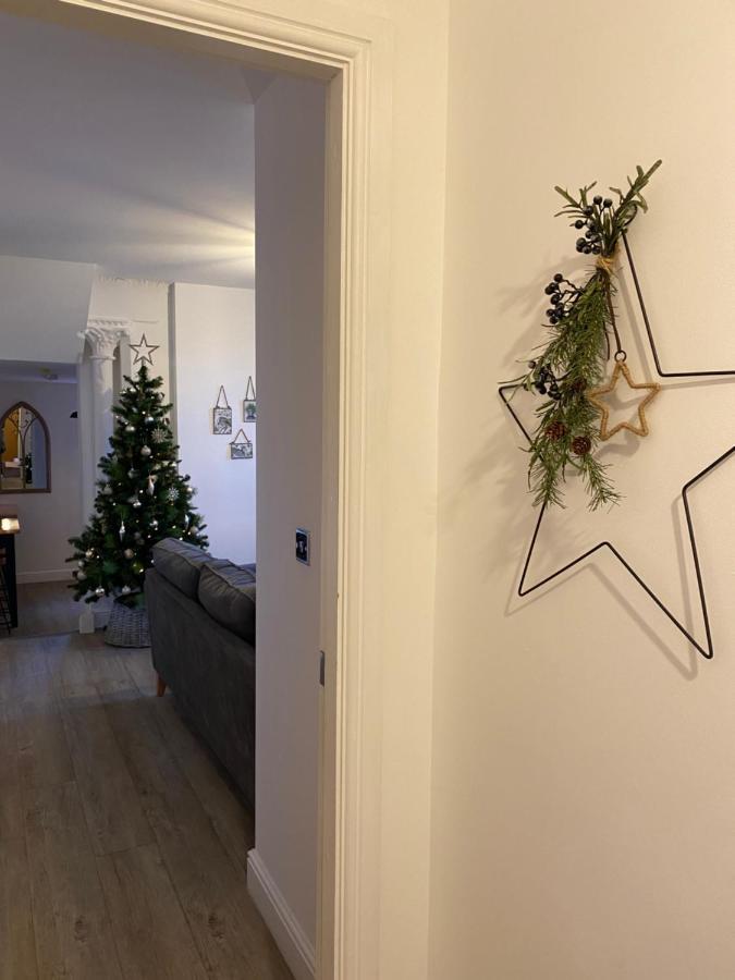 Luxury Chapel Apartment Within City Walls Chester Esterno foto